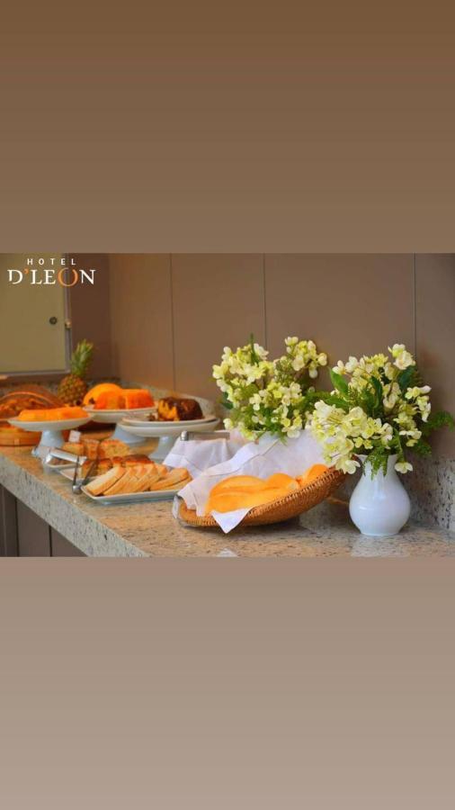 גורופי Hotel D'Leon מראה חיצוני תמונה