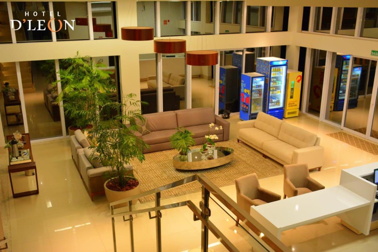 גורופי Hotel D'Leon מראה חיצוני תמונה